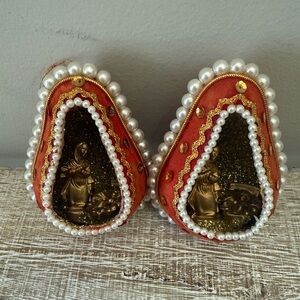 Elegant Red and Gold Holiday Ornaments